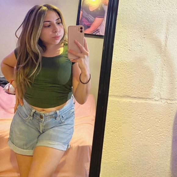 Meet your Posher, Maria - Picture 1 of 1